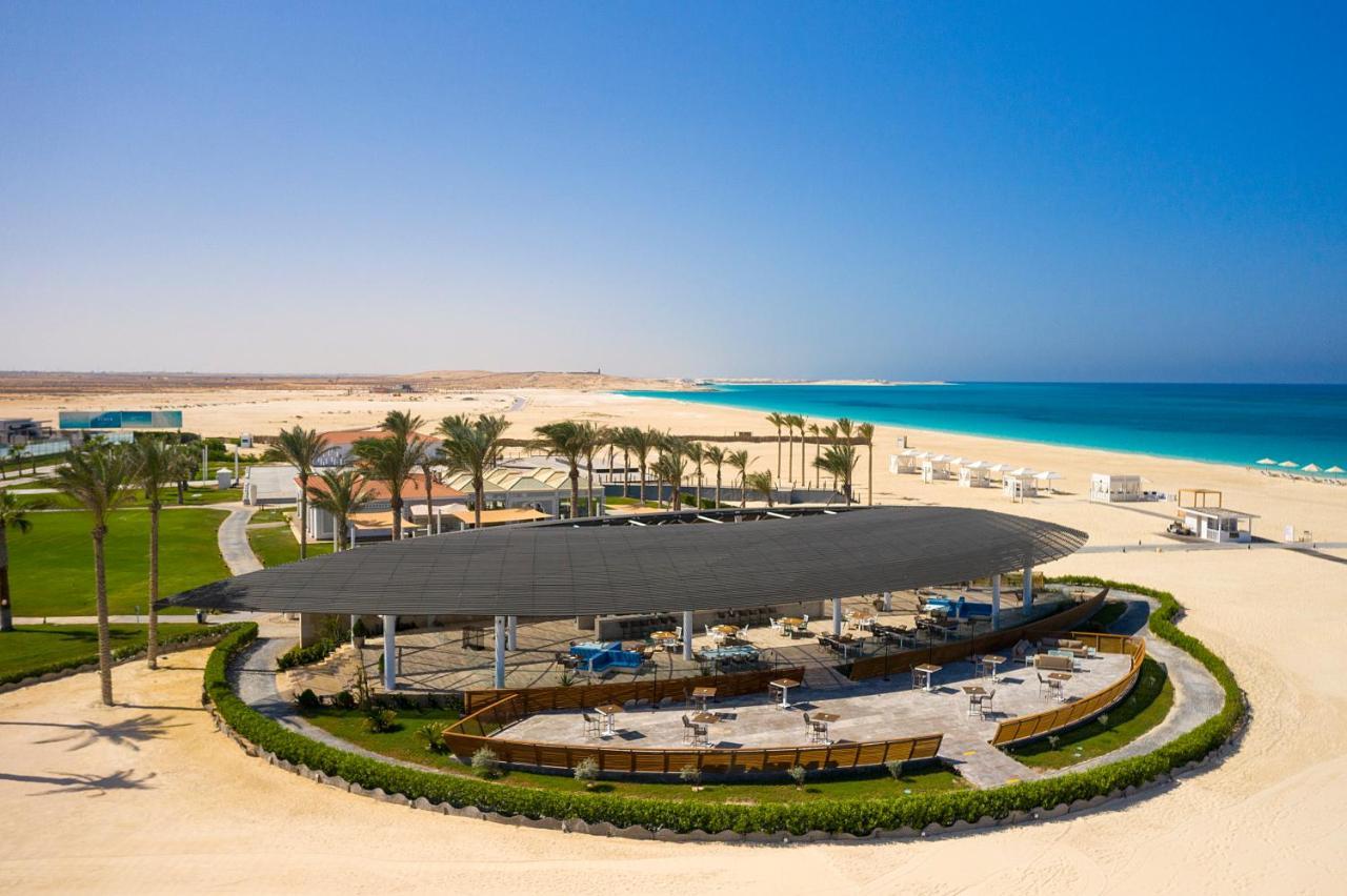 Rixos Alamein - Full Board Plus El Alamein Ngoại thất bức ảnh The beach at the Al-Bateen Equestrian and Polo Club