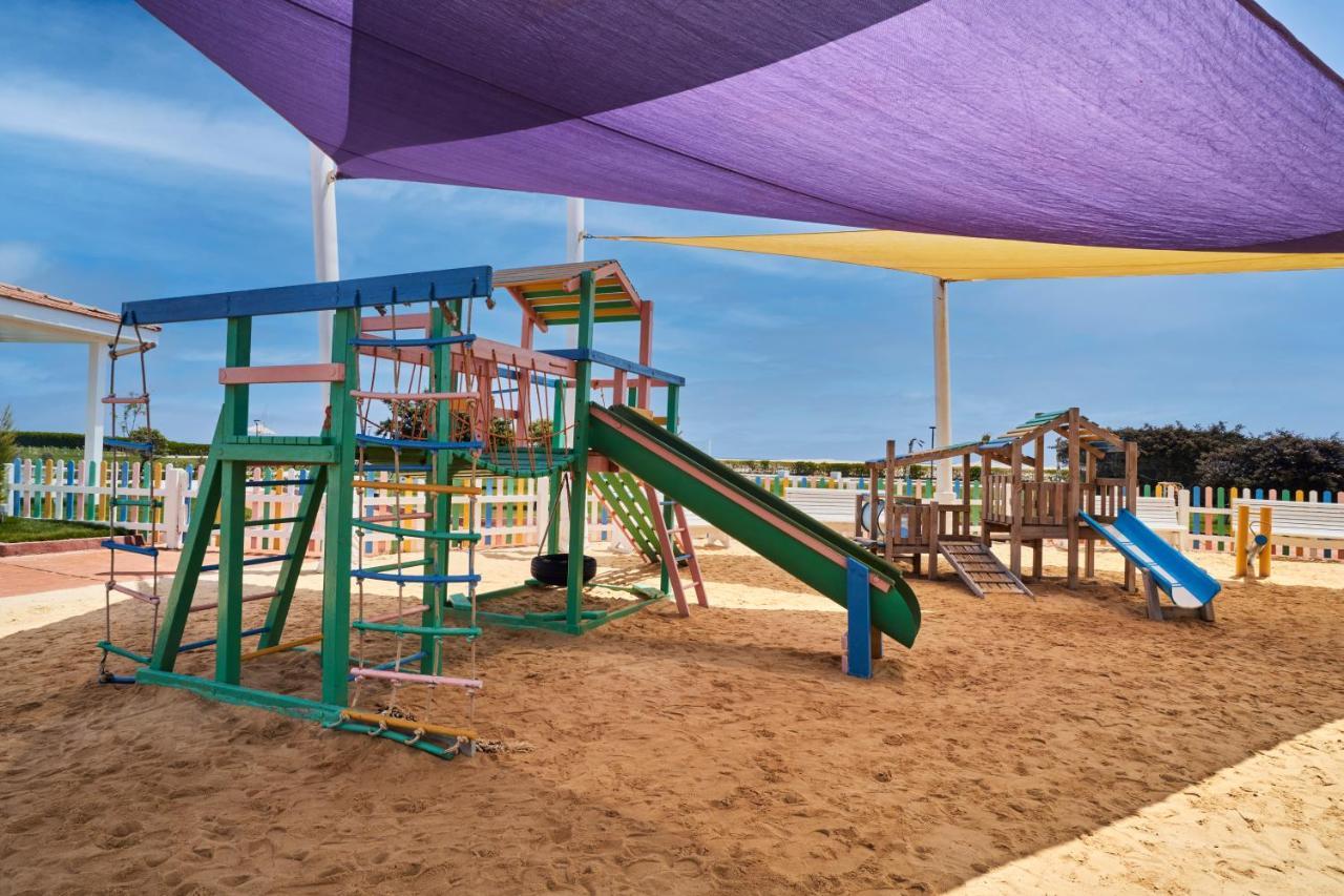 Rixos Alamein - Full Board Plus El Alamein Ngoại thất bức ảnh Playground at the resort