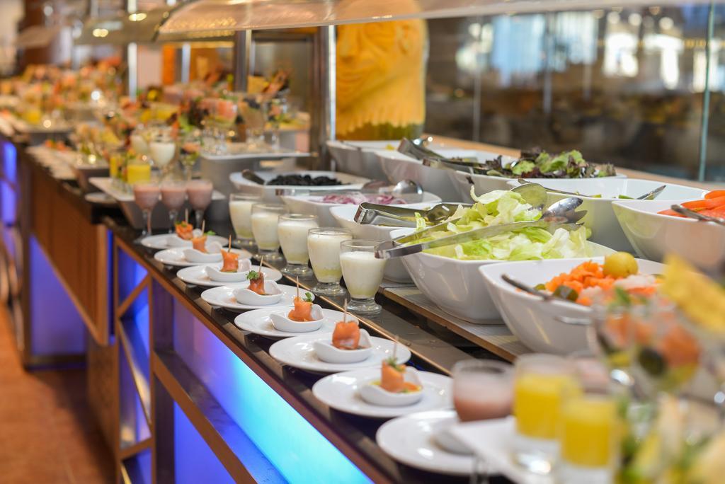 Rixos Alamein - Full Board Plus El Alamein Ngoại thất bức ảnh A salad bar