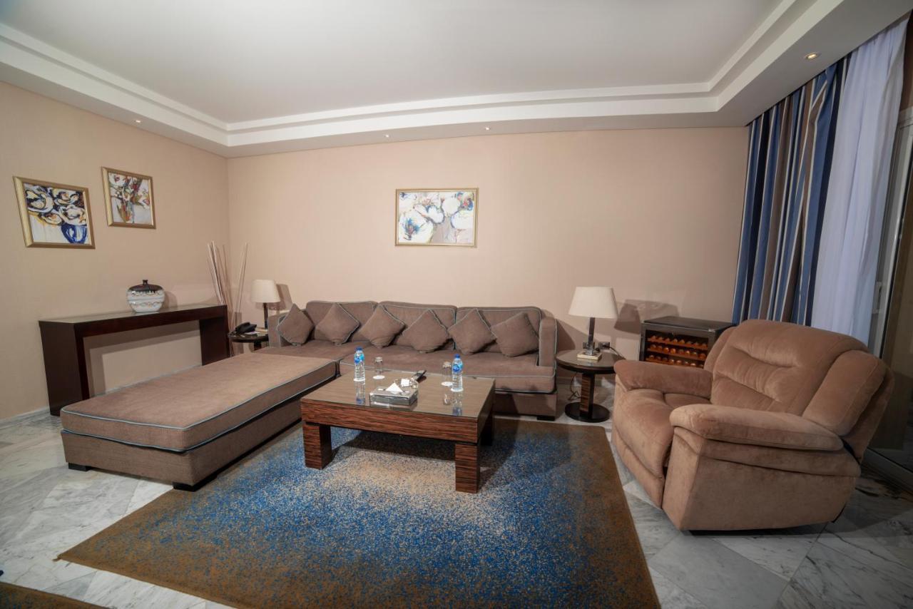 Rixos Alamein - Full Board Plus El Alamein Ngoại thất bức ảnh A living room